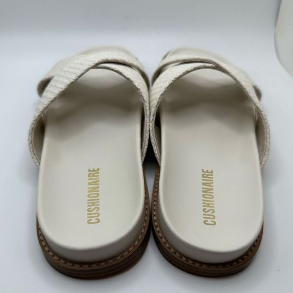 CUSHIONAIRE Women's footbed sandal with +Comfort 8.5 WHITE - Picture 4 of 7
